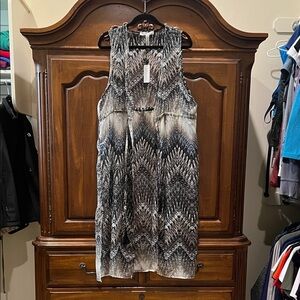 BCBGeneration Print sheer sleeveless tie front garment in Black and Gray